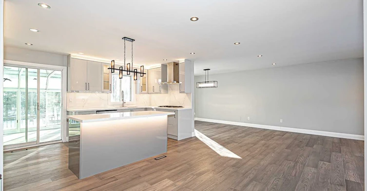 23 Tall Pines Trail, East Gwillimbury, ON, L9N 1J5 - 4