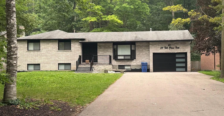 23 Tall Pines Trail, East Gwillimbury, ON, L9N 1J5 - 2