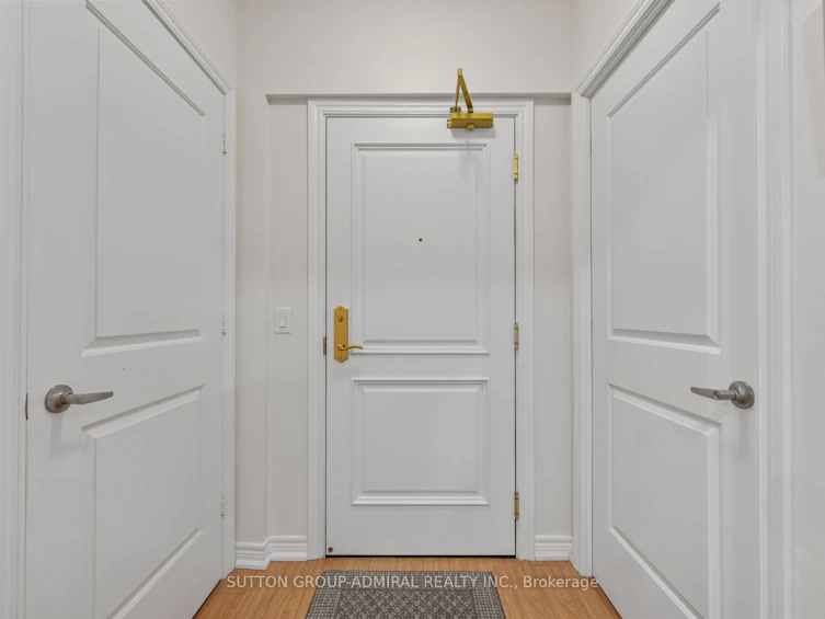 215-9255 Jane Street, Vaughan, ON, L6A 0K1 - 2
