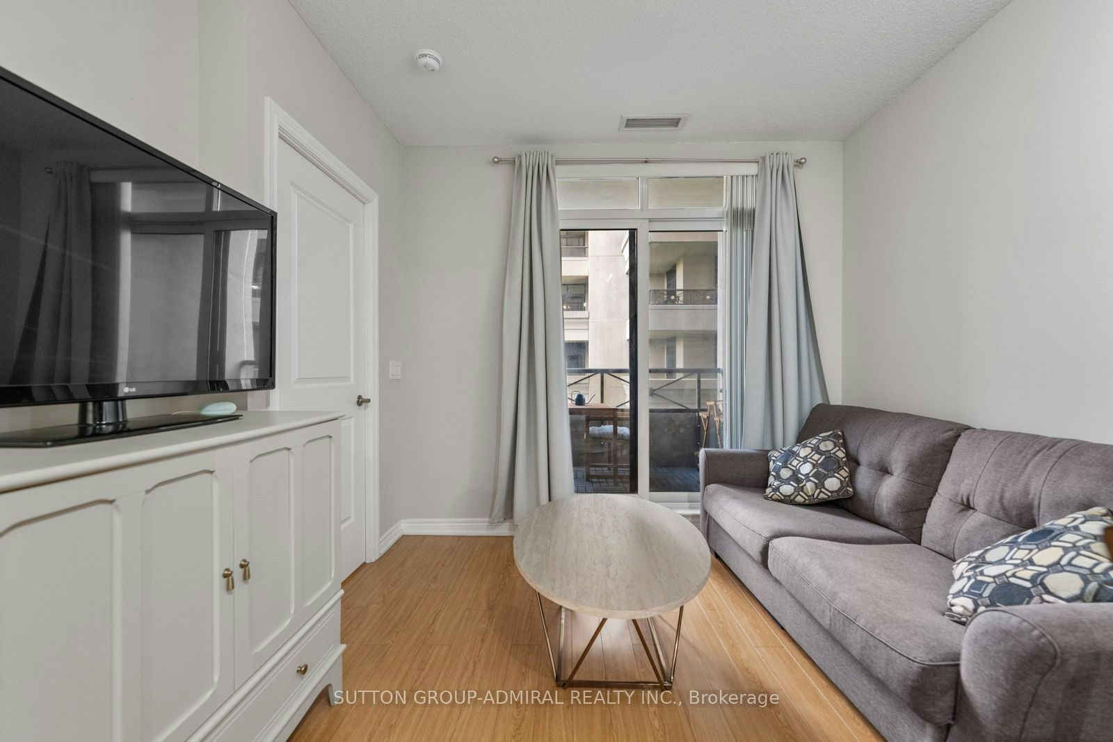 215-9255 Jane Street, Vaughan, ON, L6A 0K1 - 10