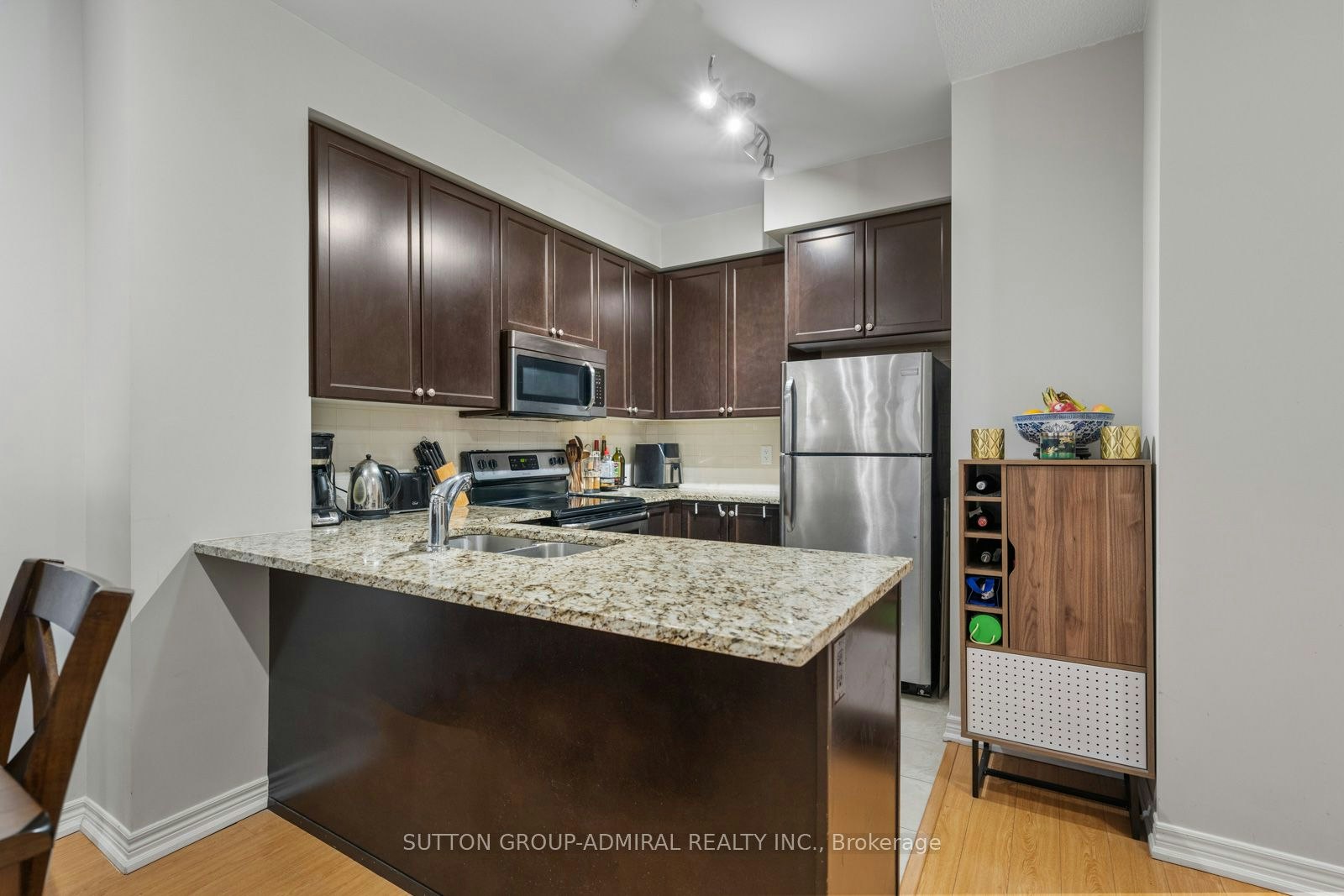215-9255 Jane Street, Vaughan, ON, L6A 0K1 - 8