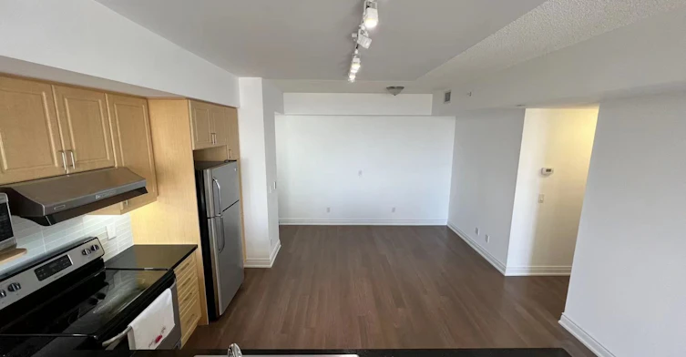 1005-89 South Town Center Boulevard, Markham, ON, L6G 0E8 - 6
