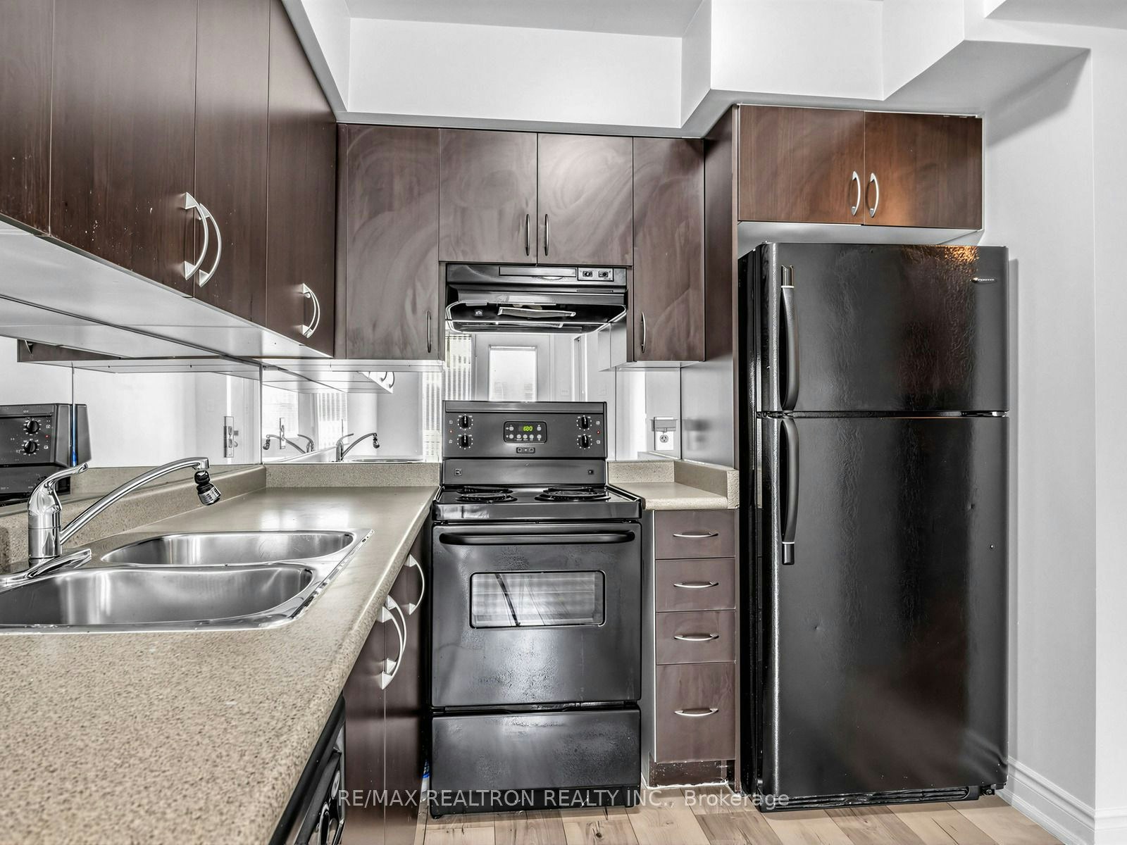 20-160 Chancery Road, Markham, ON, L6E 0B9 - 12