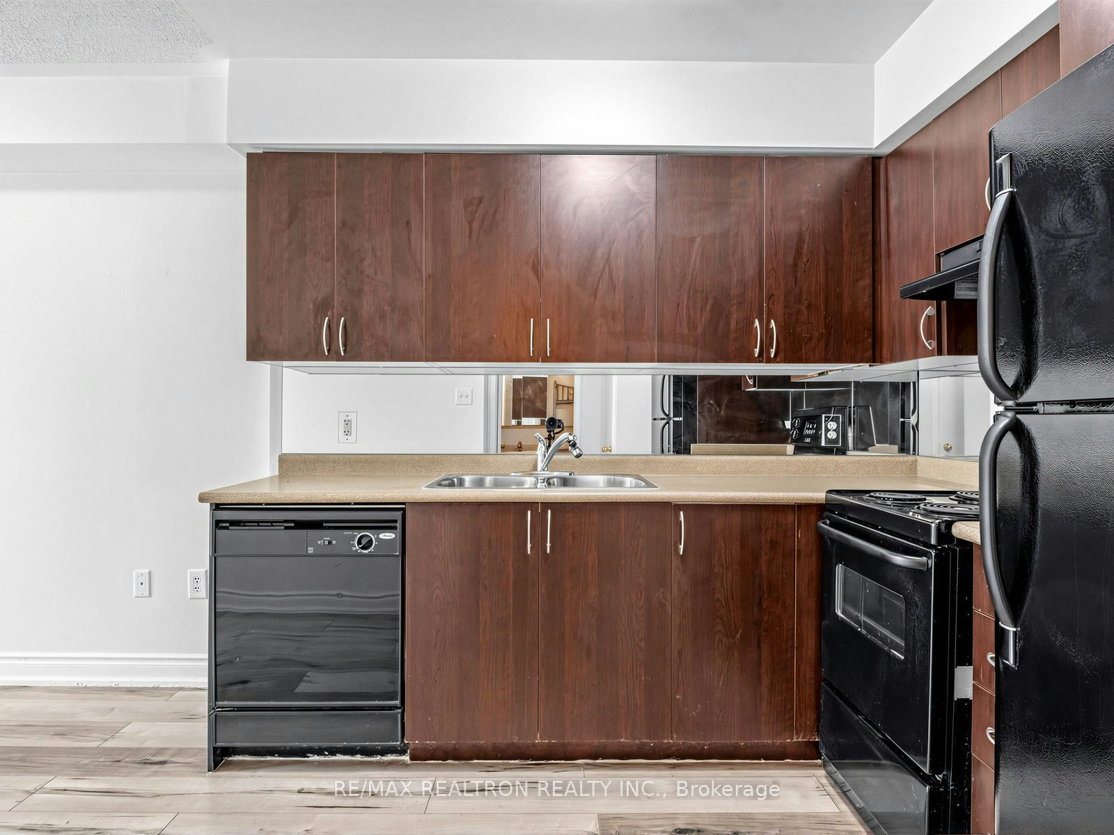 20-160 Chancery Road, Markham, ON, L6E 0B9 - 11