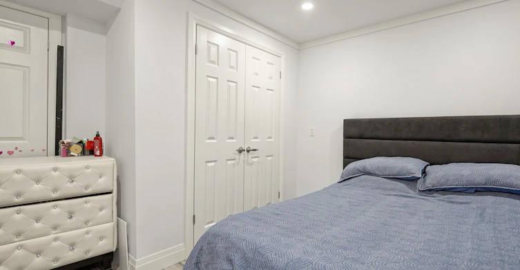 BASEMENT UNIT 2-307 Alex Doner Drive, Newmarket, ON, L3X 1G5 - 14
