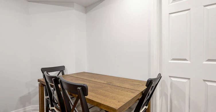 BASEMENT UNIT 1-307 Alex Doner Drive N, Newmarket, ON, L3X 1G5 - 19