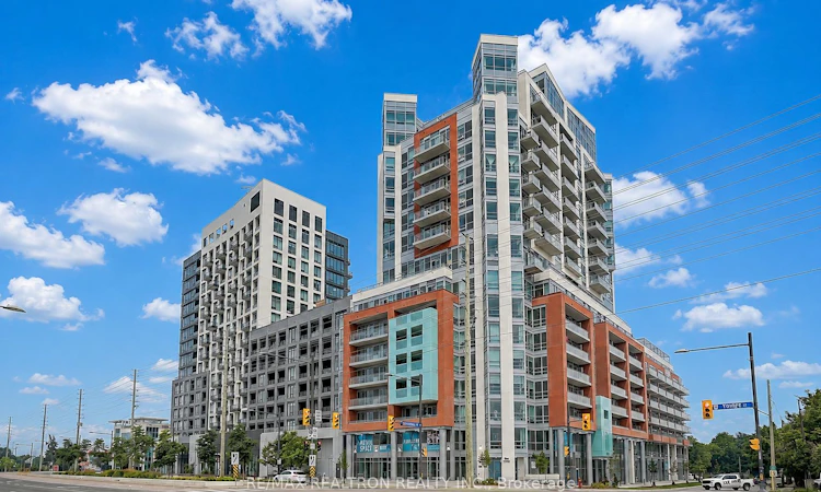 426-8888 Yonge Street