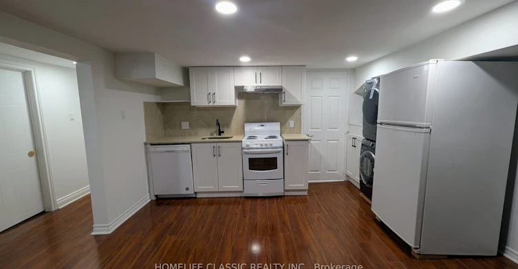 230 Alsace Road, Richmond Hill, ON, L4C 2W8