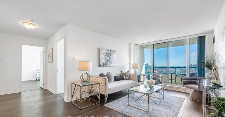 1709-7250 Yonge Street, Vaughan, ON, L4J 7X1 - 2
