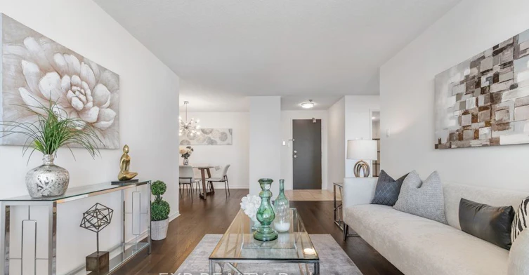 1709-7250 Yonge Street, Vaughan, ON, L4J 7X1 - 3