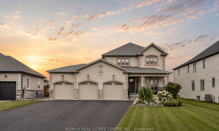 303 Sunnybrae Avenue
