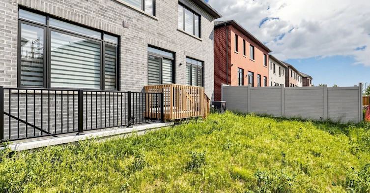 105 Halldorson Avenue, Aurora, ON, L4G 7B6 - 47