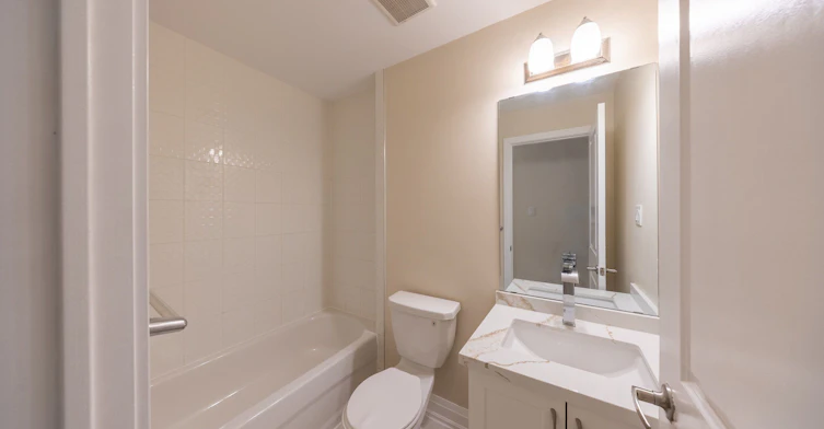 157-6 Whitaker Way, Whitchurch-Stouffville, ON, L4A 4T4 - 4