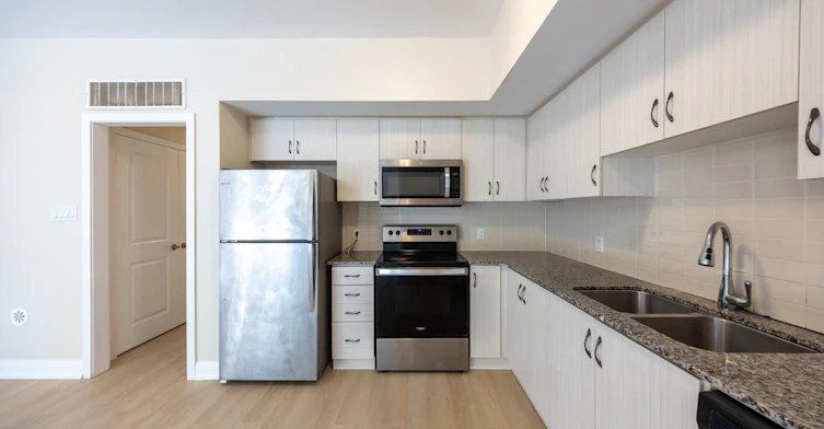157-6 Whitaker Way, Whitchurch-Stouffville, ON, L4A 4T4 - 11
