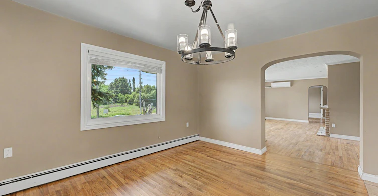 Upper-2496 8 Line, Bradford West Gwillimbury, ON, L3Z 3P8 - 7