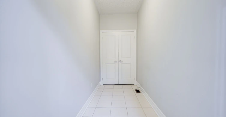 48 Robert Wilson Crescent, Georgina, ON, L4P 4P1 - 7