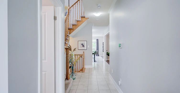 48 Robert Wilson Crescent, Georgina, ON, L4P 4P1 - 5