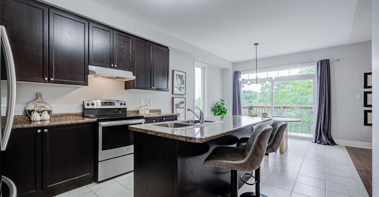 48 Robert Wilson Crescent, Georgina, ON, L4P 4P1 - 8