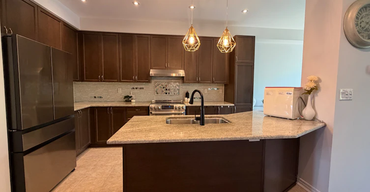 102 Lake Avenue, Richmond Hill, ON, L4E 3G6 - 10