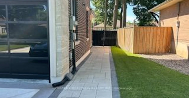 Lower L-25 Lancer Drive, Vaughan, ON, L6A 1E1 - 14