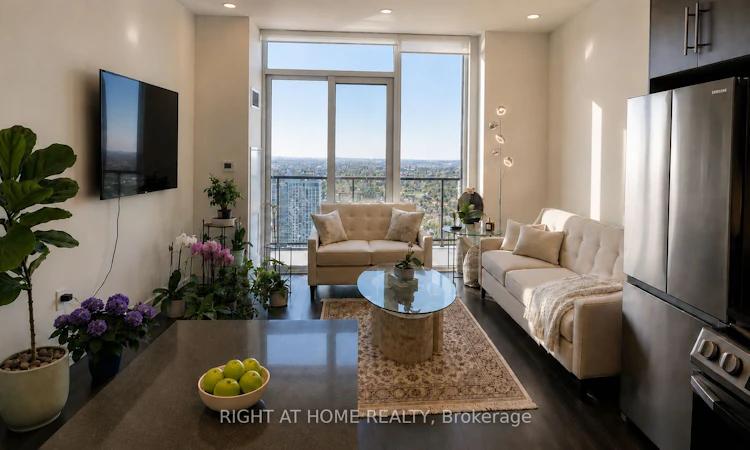 Ph12-95 Oneida Crescent