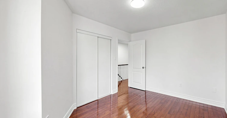 22 Foxtail Ridge, Newmarket, ON, L3X 1Z6 - 22