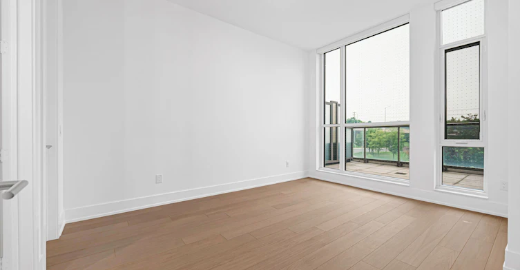 301-397 Royal Orchard Boulevard, Markham, ON, L3T 0H3 - 19
