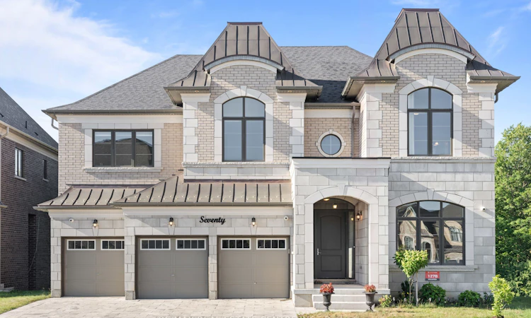 70 Appleyard Avenue