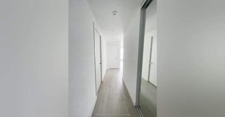 2215-950 Portage Parkway, Vaughan, ON, L4K 0J7 - 2