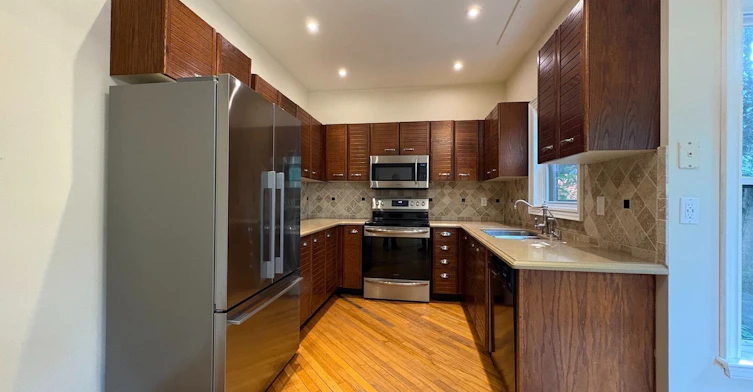 34 Theobalds Circle, Richmond Hill, ON, L4C 9C6 - 7