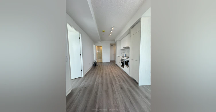1512-28 Interchange Way, Vaughan, ON, L4K 0P8 - 13