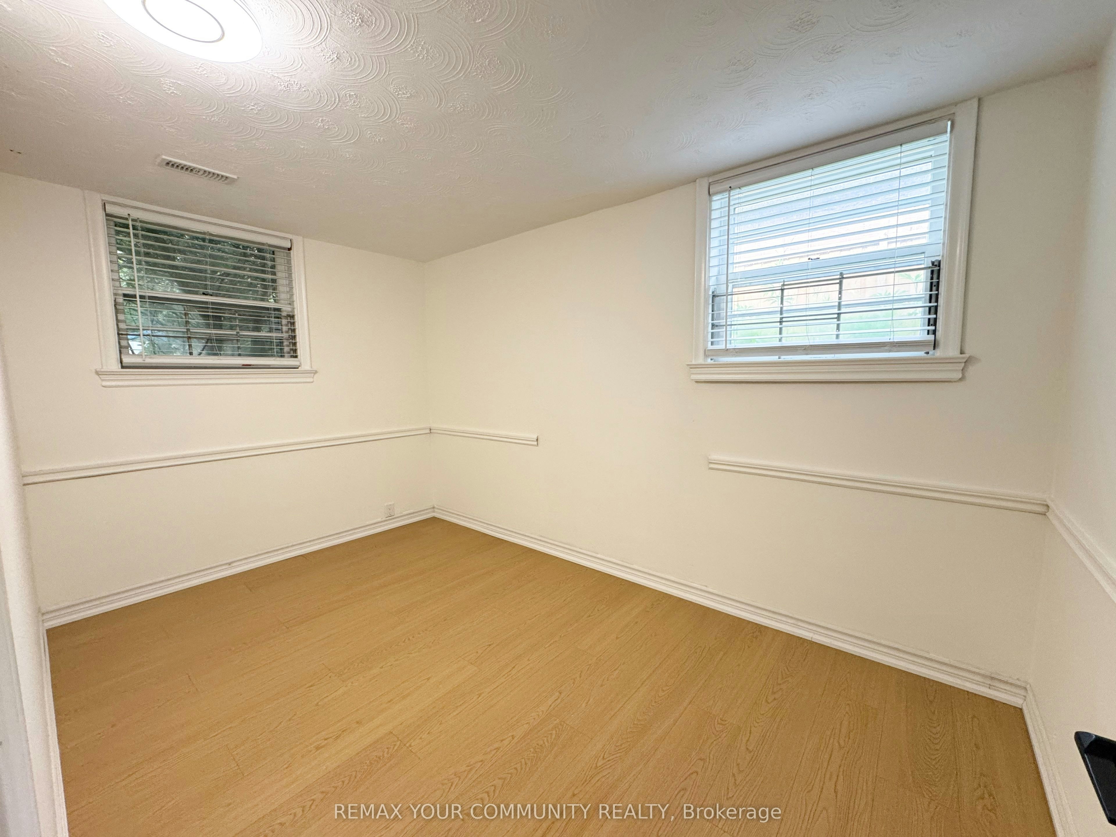 2-70 Bedford Park Avenue, Richmond Hill, ON, L4C 2N8 - 8