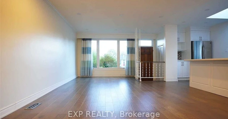 218 Ashlar Road, Richmond Hill, ON, L4C 2W6 - 3