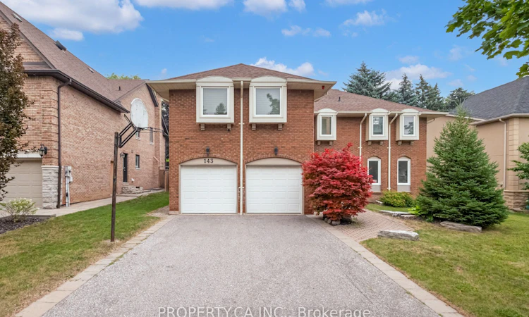 143 Cambridge Crescent