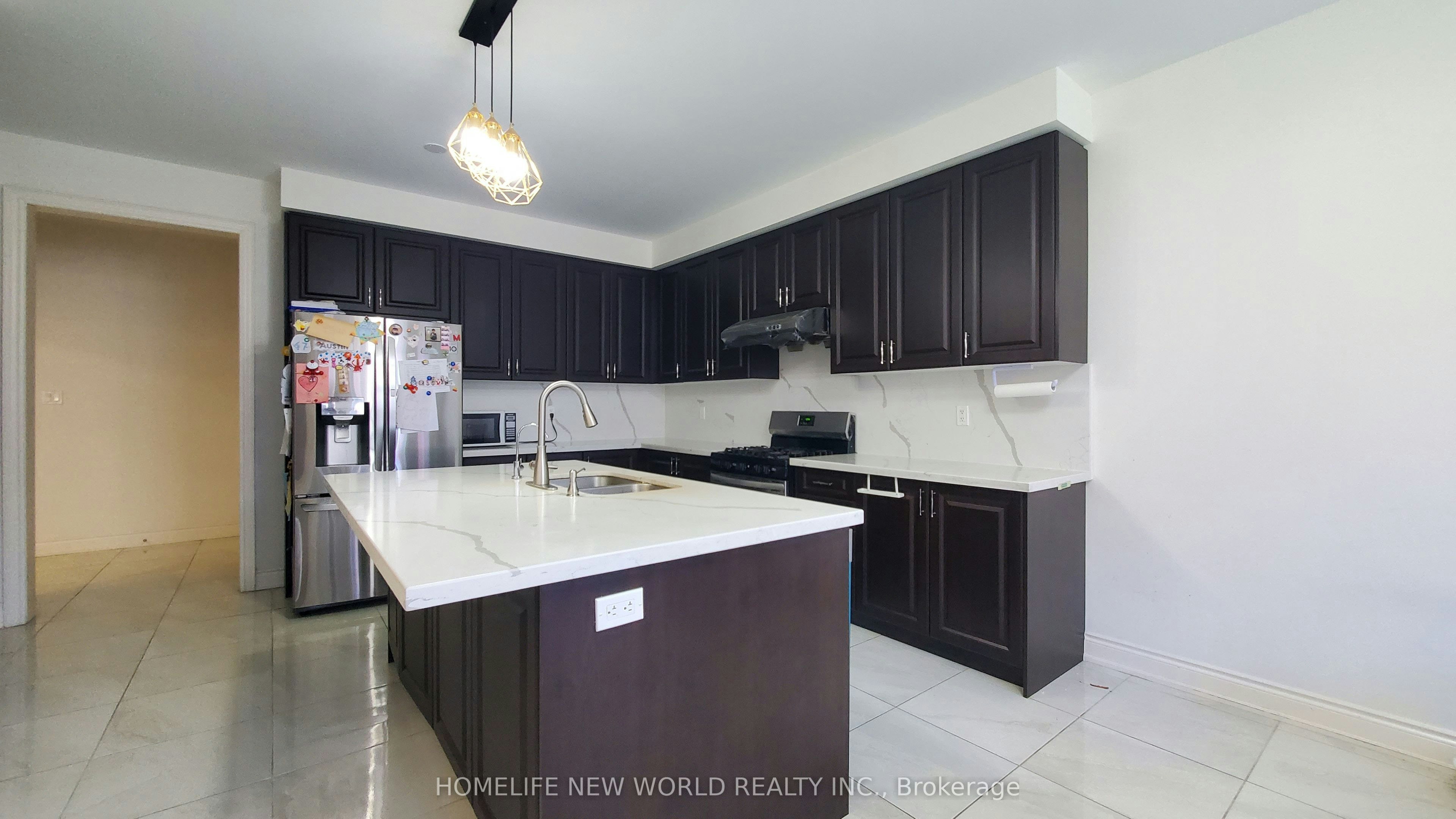 28 Fallharvest Way, Whitchurch-Stouffville, ON, L4A 4V8 - 9