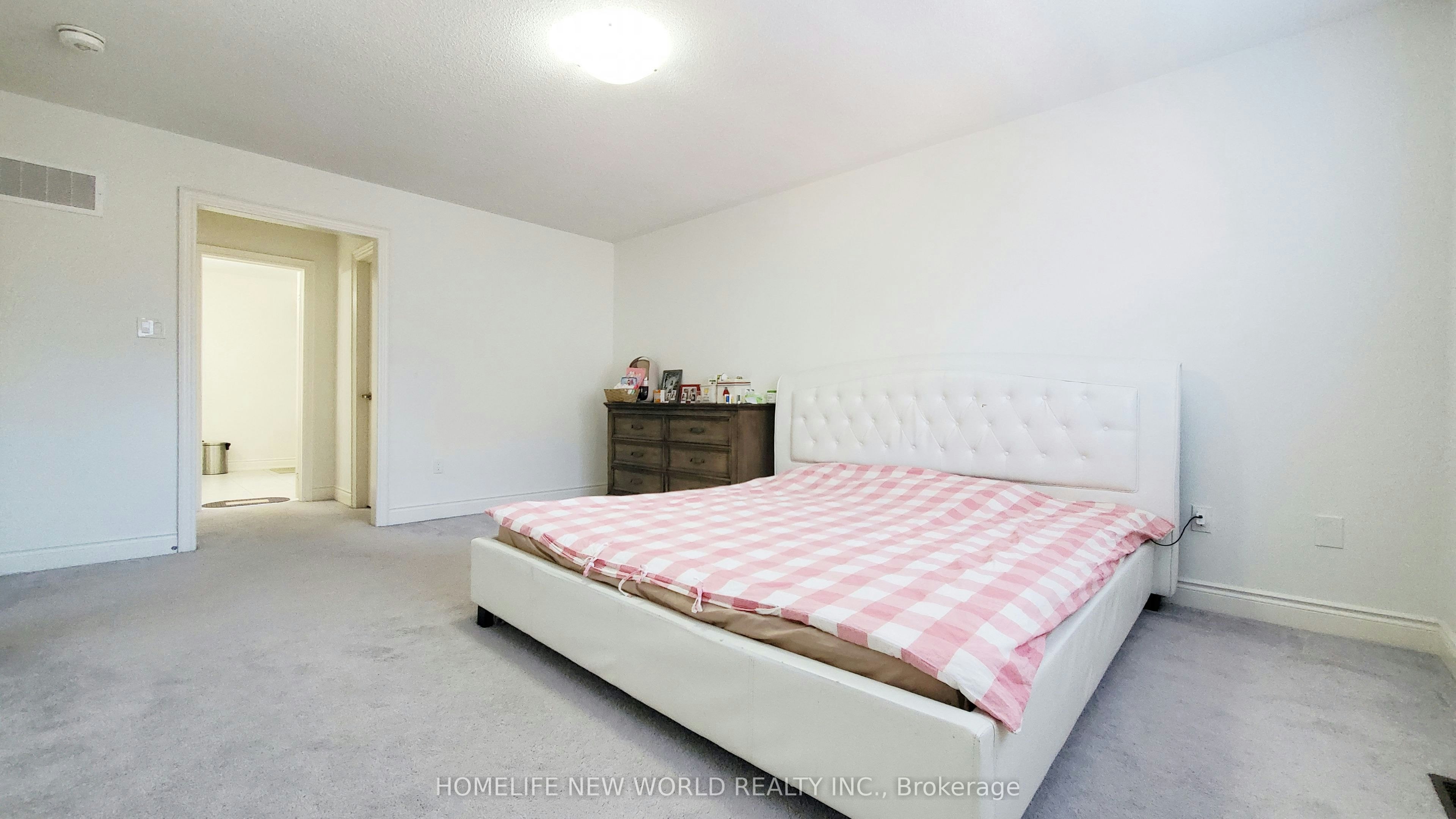 28 Fallharvest Way, Whitchurch-Stouffville, ON, L4A 4V8 - 15