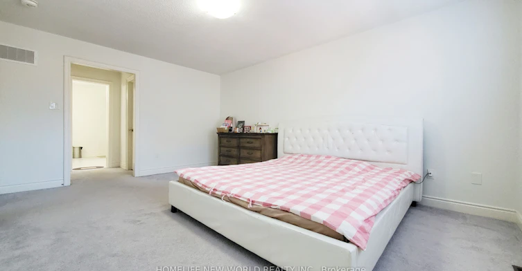 28 Fallharvest Way, Whitchurch-Stouffville, ON, L4A 4V8 - 15