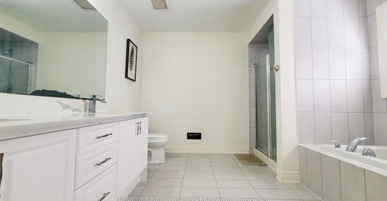 28 Fallharvest Way, Whitchurch-Stouffville, ON, L4A 4V8 - 16