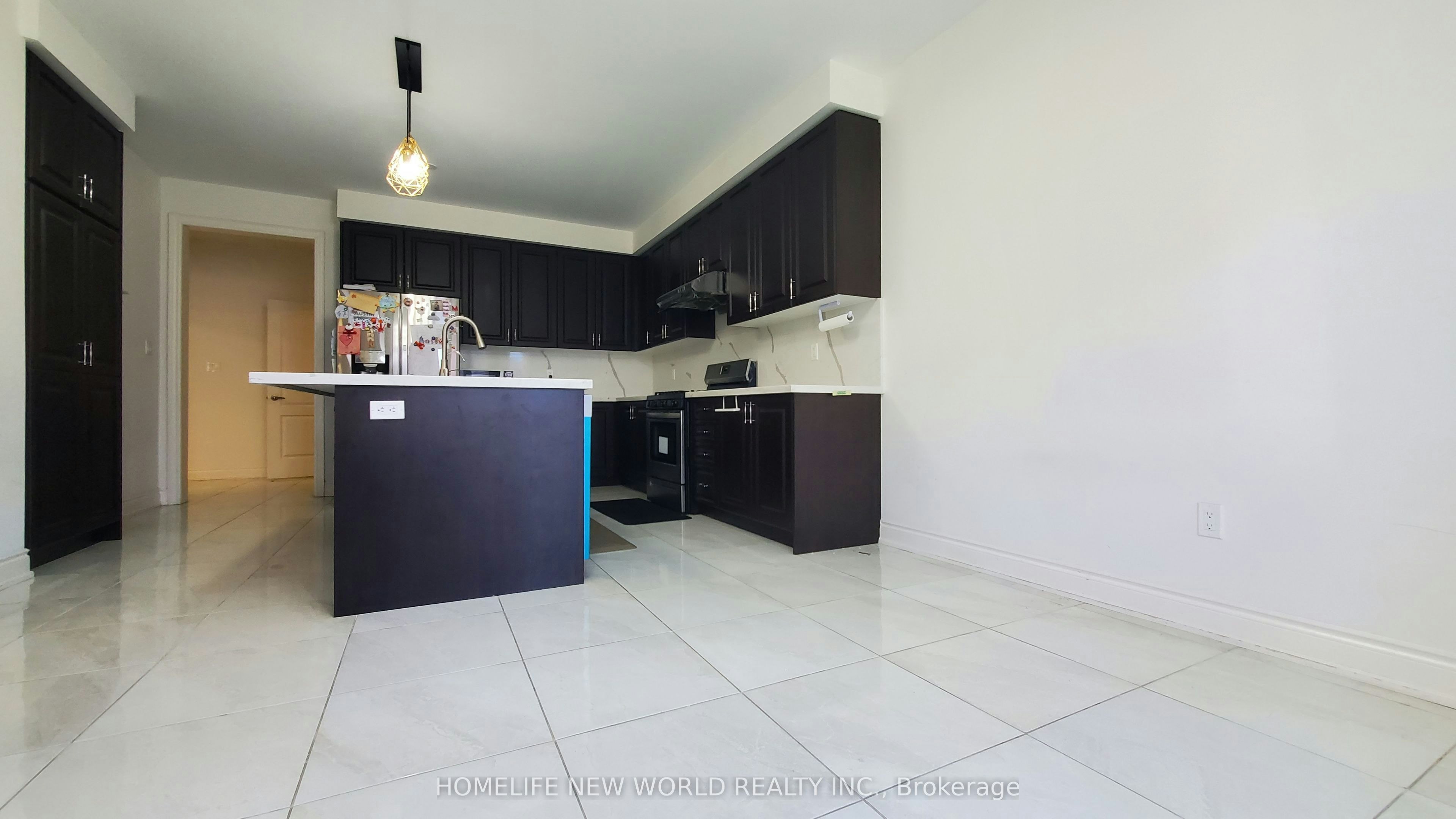 28 Fallharvest Way, Whitchurch-Stouffville, ON, L4A 4V8 - 10