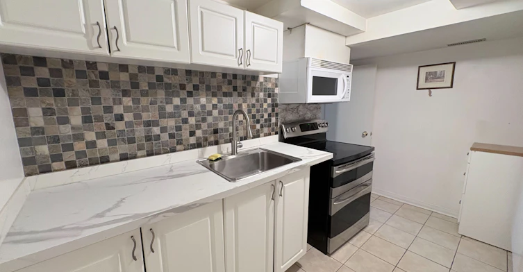 Basement-58 King's Cross Avenue, Richmond Hill, ON, L4B 2S8 - 3