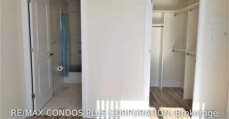 1607-9075 Jane Street, Vaughan, ON, L5K 0L7 - 12