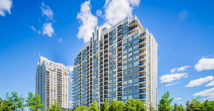 1004-15 North Park Road, Vaughan, ON, L4J 0A1 - 2