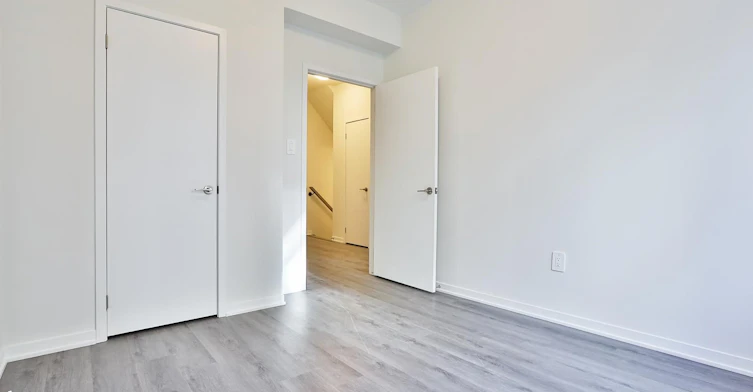 102-10 Almond Blossom Mews, Vaughan, ON, L4K 0N6 - 6