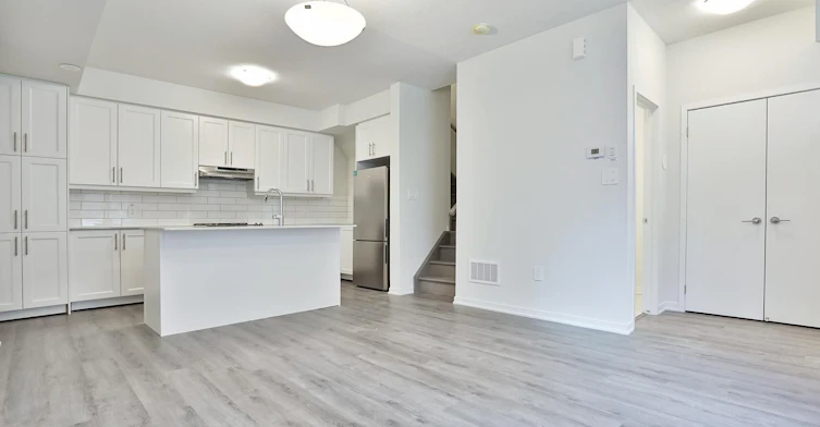 102-10 Almond Blossom Mews, Vaughan, ON, L4K 0N6 - 15