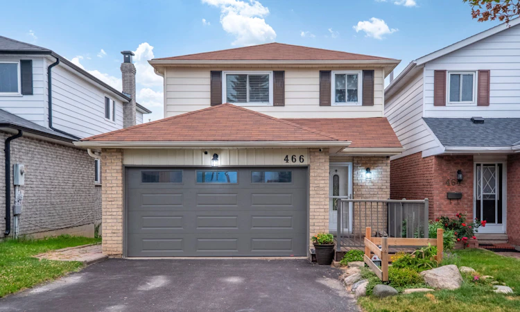 466 Britannia Avenue