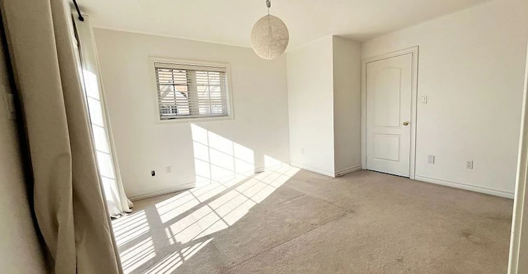 15 Ruskov Lane, Markham, ON, L6C 0P1 - 17