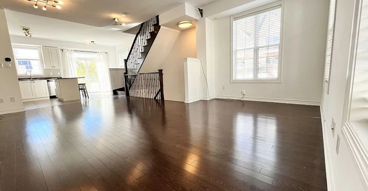 15 Ruskov Lane, Markham, ON, L6C 0P1 - 10