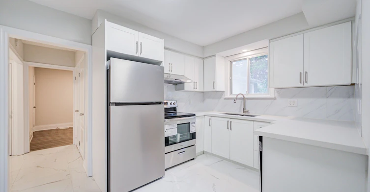 95 Roseview Avenue, Richmond Hill, ON, L4C 1C6 - 11