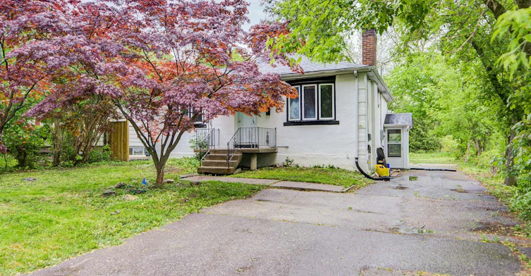 95 Roseview Avenue, Richmond Hill, ON, L4C 1C6 - 2