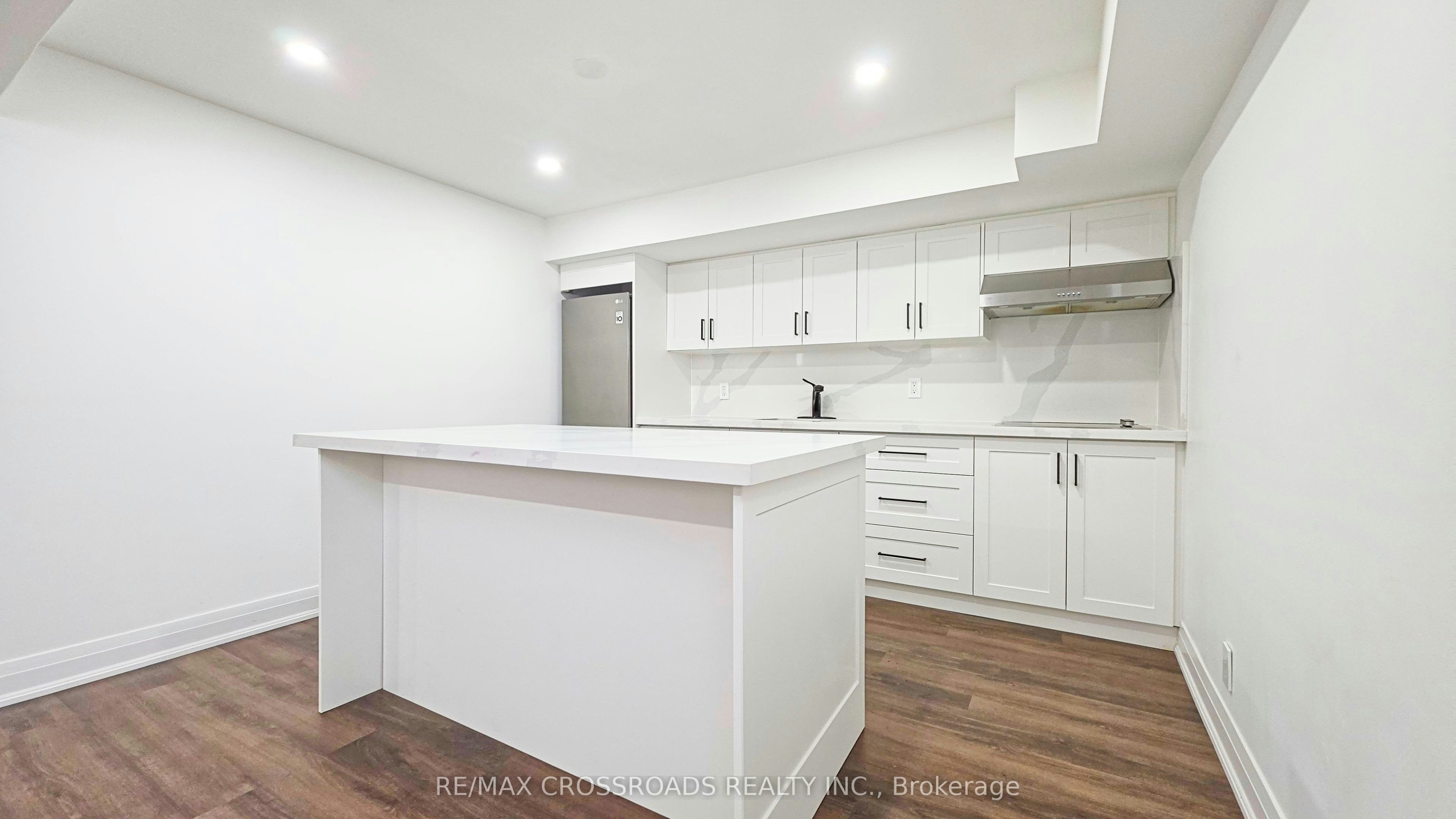 Lower-186 Driscoll Road, Richmond Hill, ON, L4C 4H7 - 6